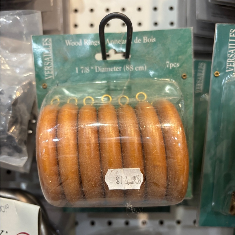 Versailles Wood Curtain Rings